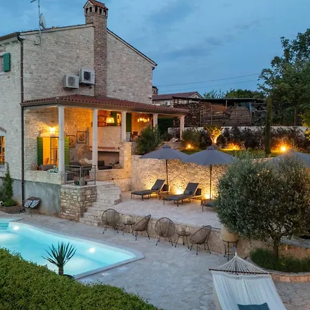 Villa Momento *