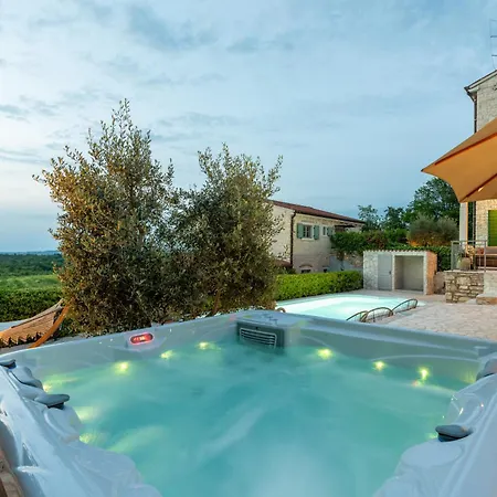 Momento Villa