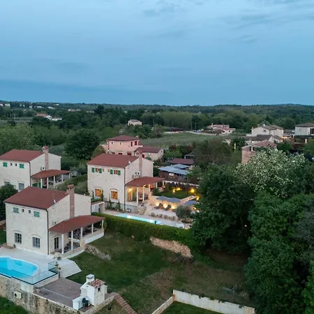 Momento Villa Baldaši