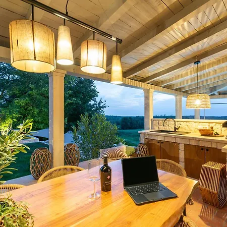Villa Momento